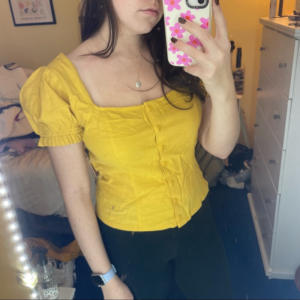 Yellow Puffy Sleeve Crop top